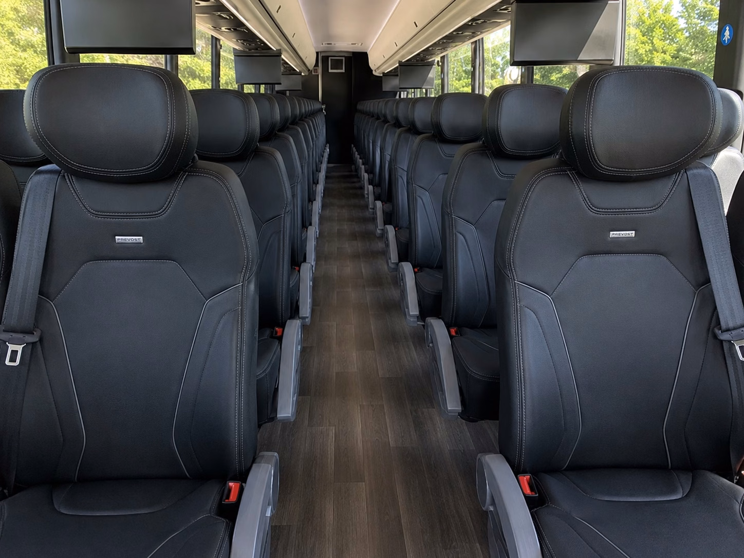 shuttle buses between richardson hotels and wedding venues keep guests happy all night long